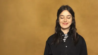 Ada Ozdogan - Maker (liggend)